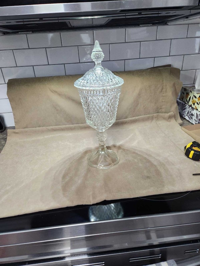 Vintage Indiana Glass Diamond Point Apothecary Jar with Lid - photo 2