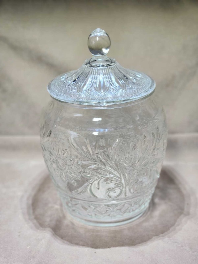Vintage Anchor Hocking Clear Glass Biscuit/Cookie Jar – 8" - photo 4