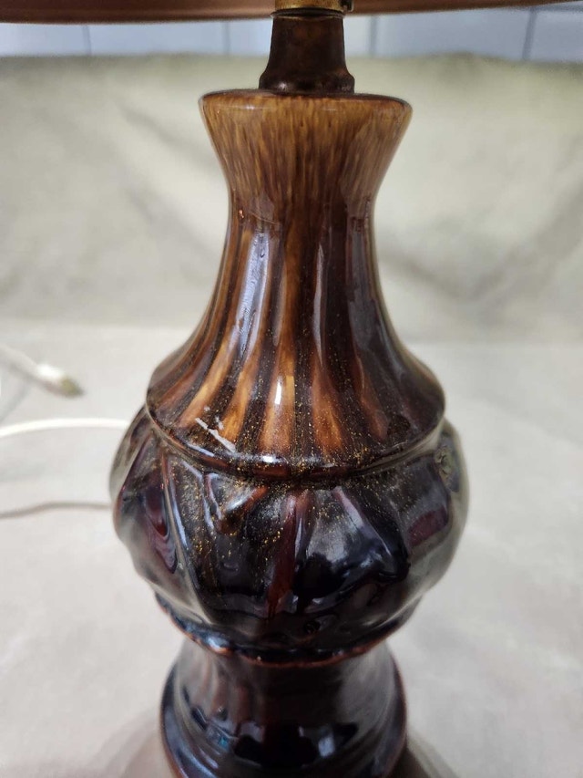 1960s/70s Mid-Century Modern Drip Glaze Ceramic Lamp - photo 3