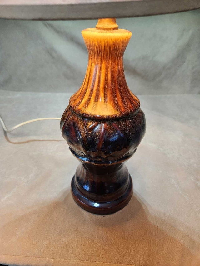 1960s/70s Mid-Century Modern Drip Glaze Ceramic Lamp - photo 5