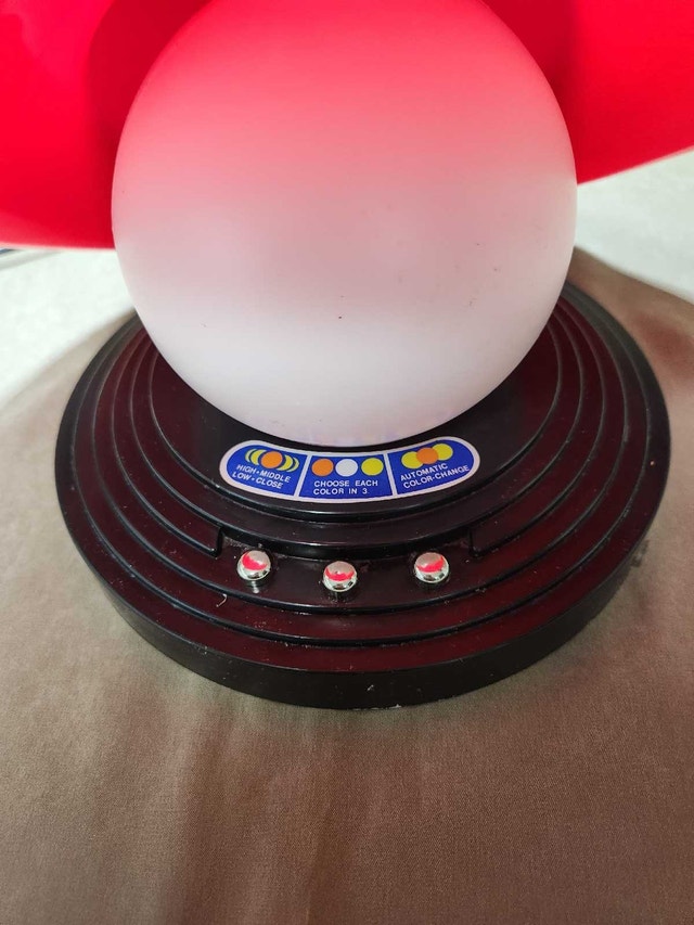 Vintage 1980s Space Age Cecil Light Hat Lamp - Original Owner - photo 2