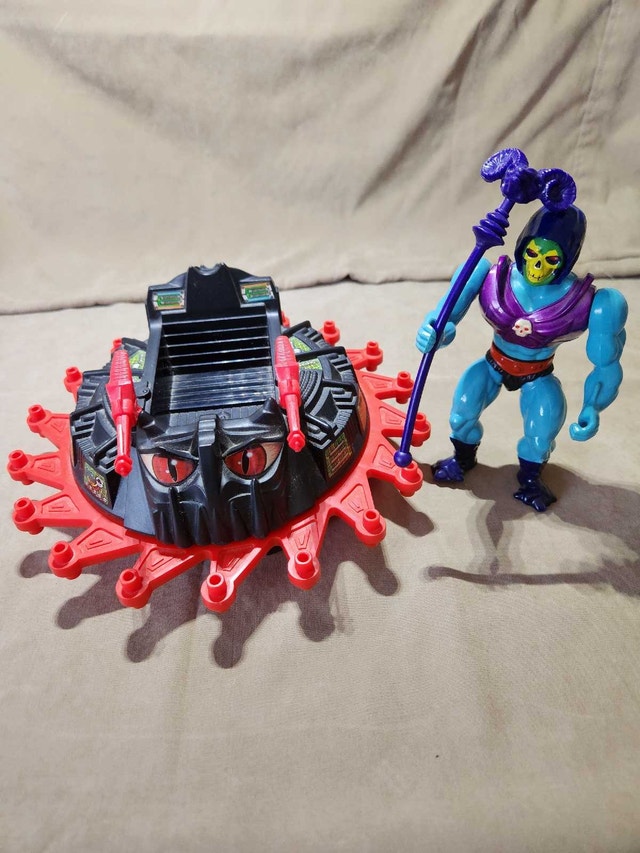 Vintage 1980s Masters of the Universe Roton & Skeletor Set - photo 5