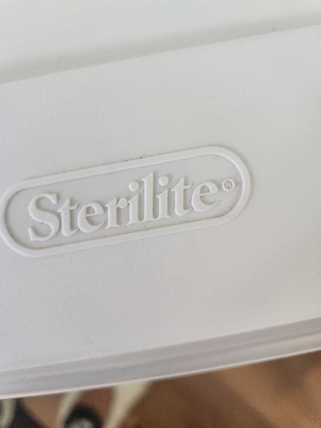 Sterilite 3-Drawer Wide Plastic Storage Cart – Great Condition! - photo 3