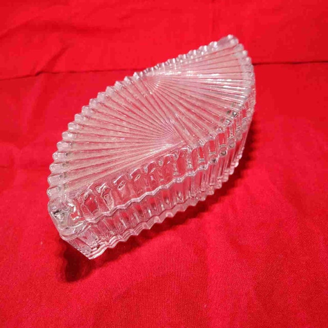 Mikasa "Diamond Fire" Lead Crystal Covered Trinket Box -Japan