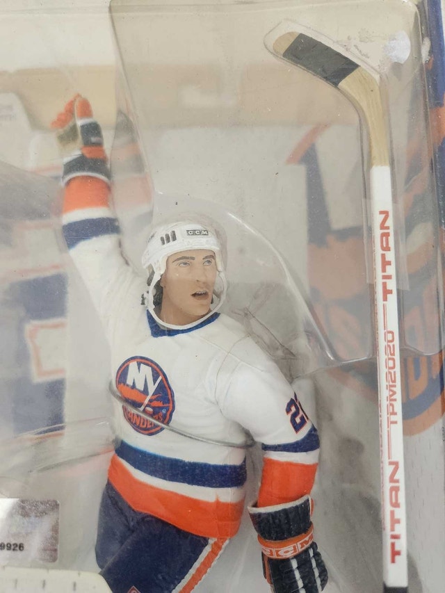 2005 McFarlane NHL Legends Series 2 "Mike Bossy" - photo 3