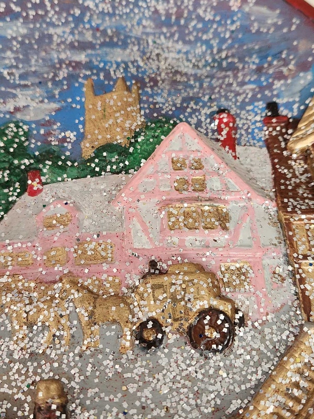 8" 3D Ceramic Winter Village Wall Plaque, Decorative Plate - photo 2