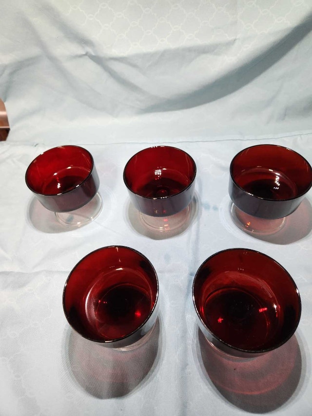 Vintage 1970s Ruby Red Sherbet / Dessert Glasses - Set of 5 - photo 3