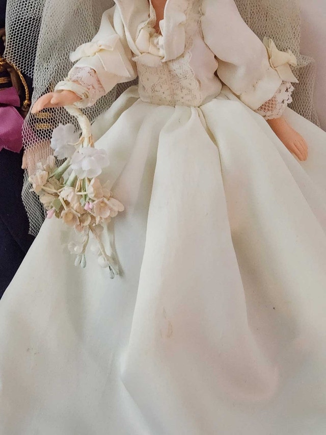 Vintage 1982 Goldberger Royal Wedding Doll Set - Charles & Diana - photo 5