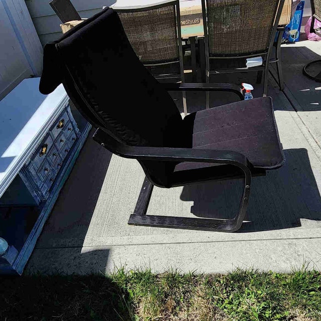 IKEA POÄNG Armchair - Black-Brown Wood - Removable Cushion