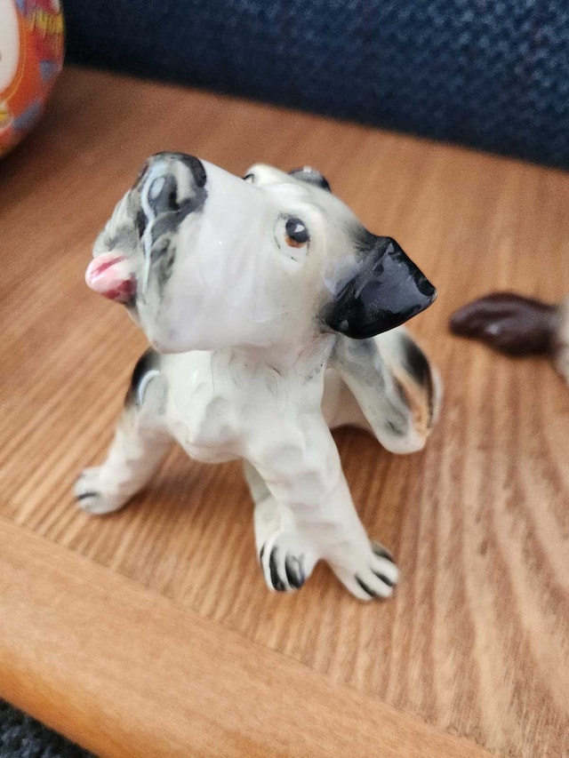 Vintage Hand-Painted Dog Figurines – Made in Japan - photo 3