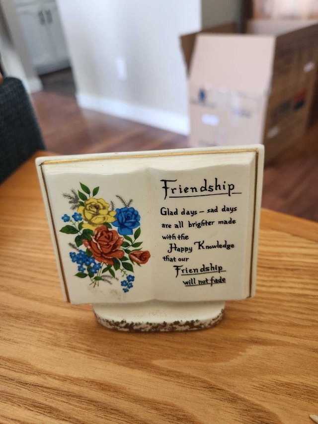 Sweet Vintage "Friendship" Book Vase – Made in Japan - photo 4