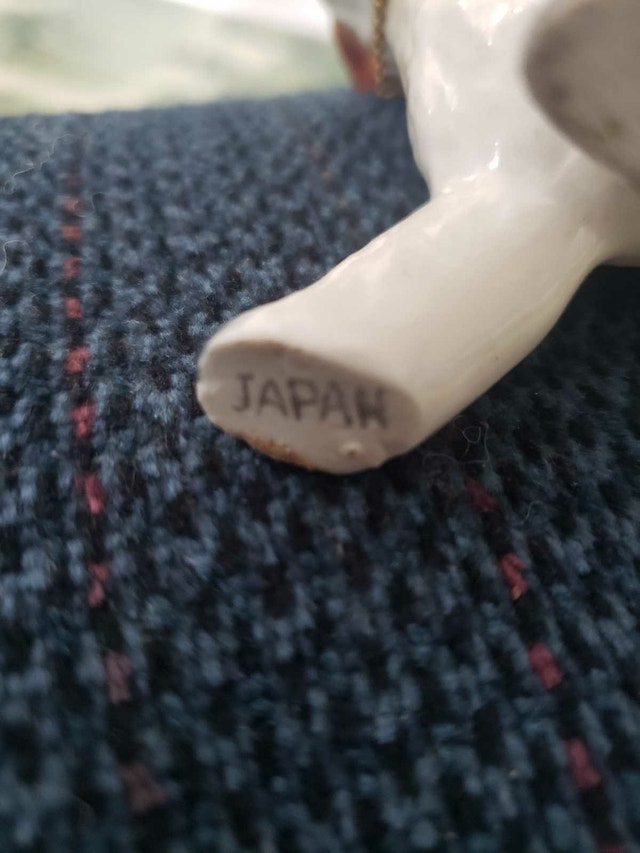 Porcelain Terrier Figurine - Made in Japan - photo 3
