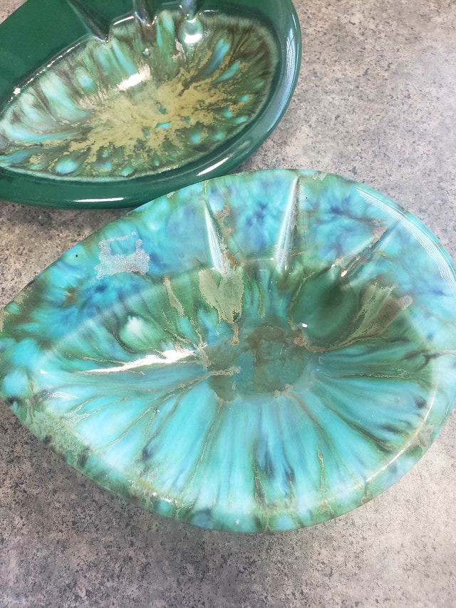 MCM Borden of California "Avocado" Drip Glaze Ashtray Set - photo 3