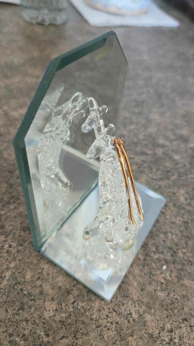 Vintage Hand-Blown Spun Glass Set - Cello & Rose with Butterfly - photo 5