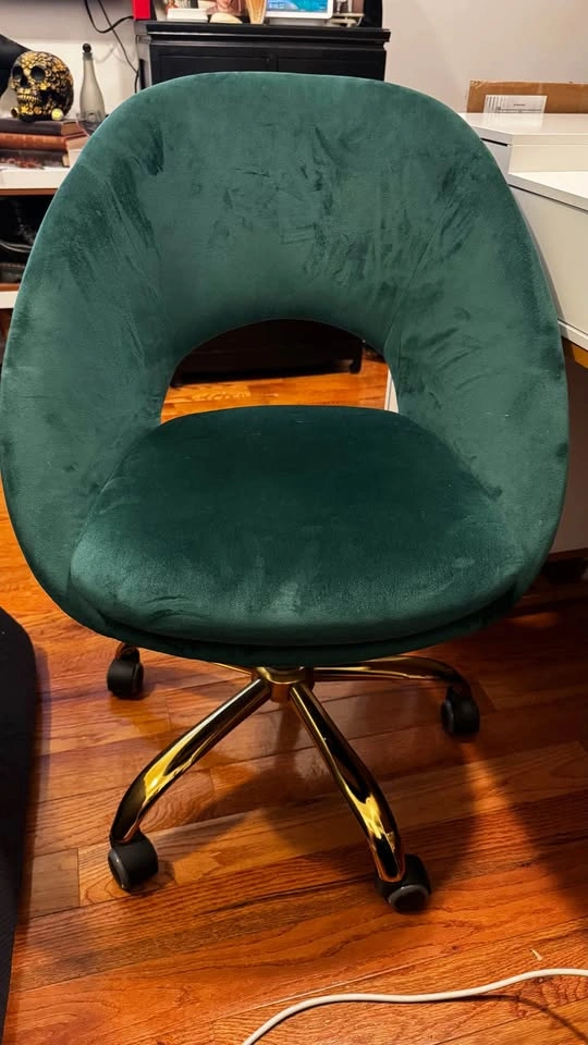 Green Velvet Lourdes Task Chair by Kelly Clarkson Home - photo 2