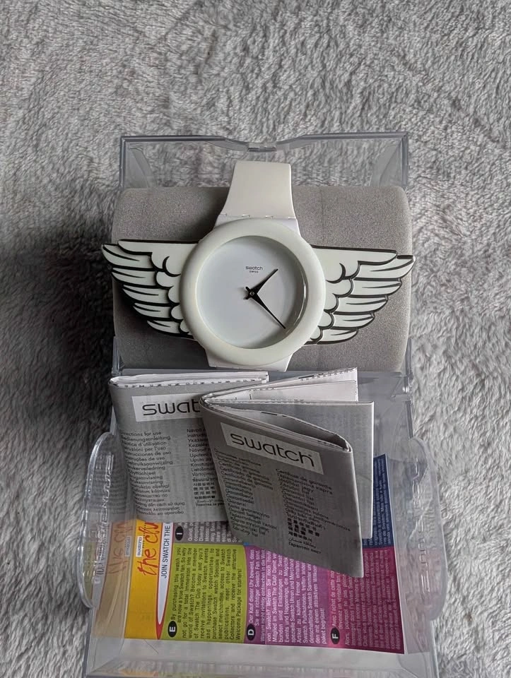 Rare Vintage 2011 Jeremy Scott x Swatch Winged Watch SUOZ103 - photo 5