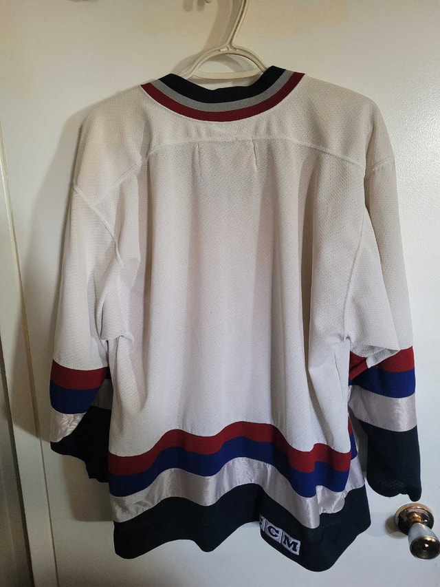 CCM Vancouver Canucks Jersey - photo 2