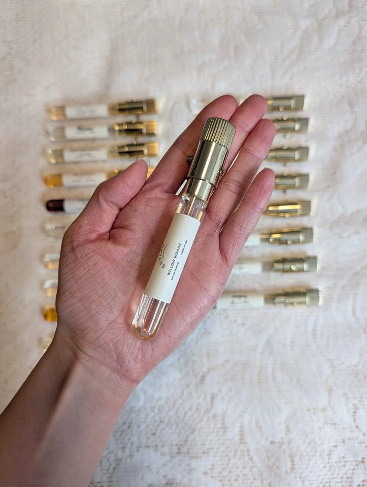 Scentbird Luxury Fragrance Lot - 19 Niche Perfume Samples - photo 2