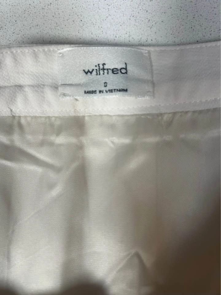 Aritzia Wilfred Juliet mid-rise pleated Skirt - photo 3