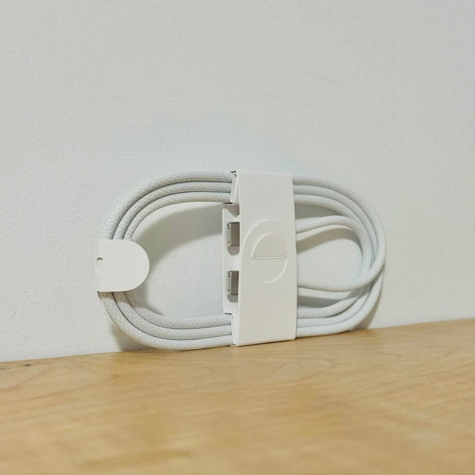 Apple Braided USB-C Cable 1 Meter - Brand New 🏈 - photo 2