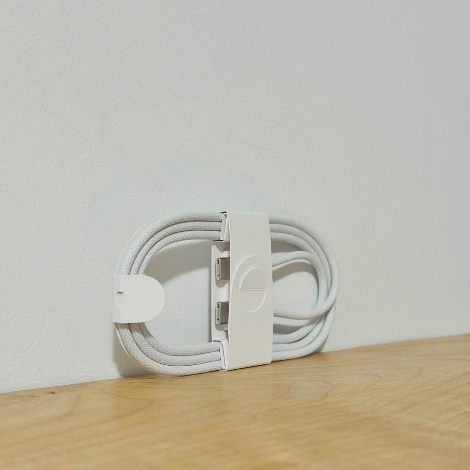 Apple Braided USB-C Cable 1 Meter - Brand New 🏈 - photo 5