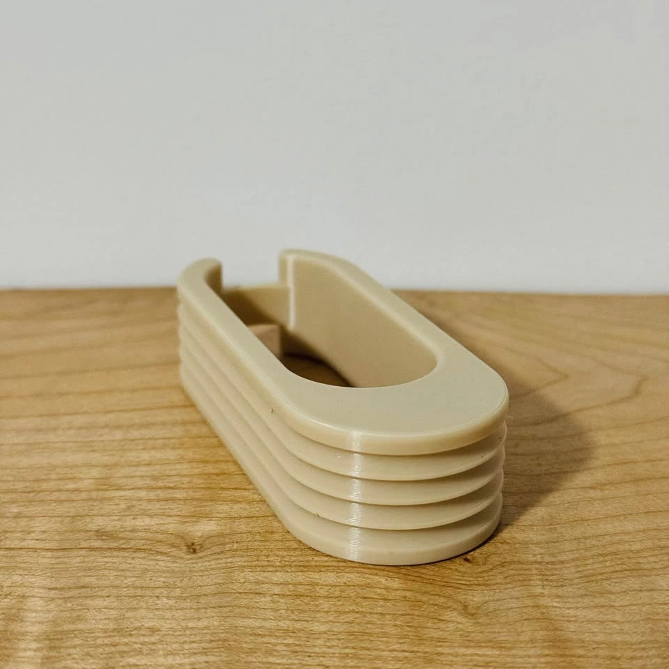 Lightning to USB-C Cable Organizer - photo 3
