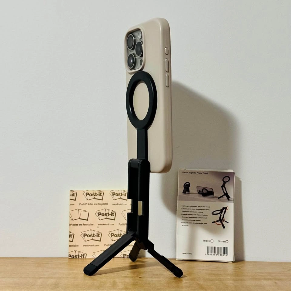 MagSafe Compact Phone Tripod Stand