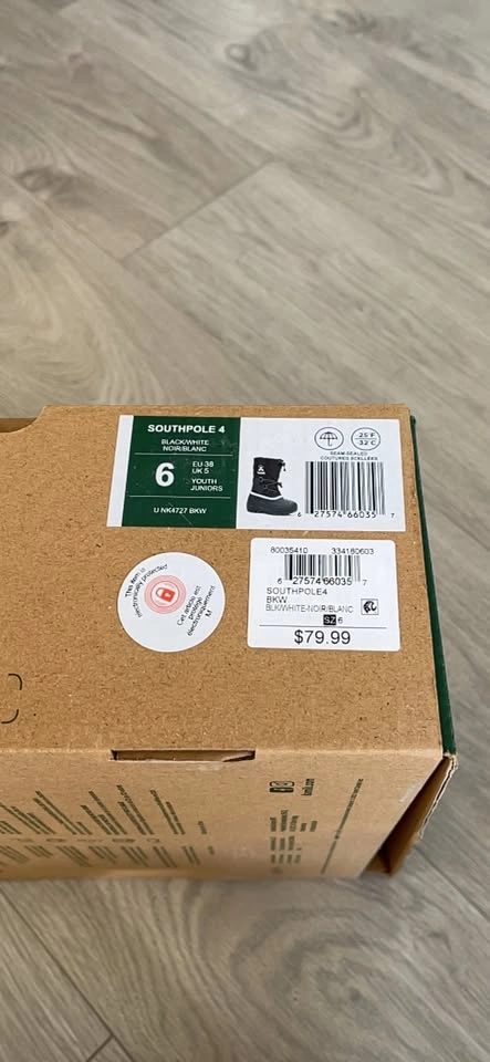 Brand New Kamik Snow Boots size 6 youth - photo 2