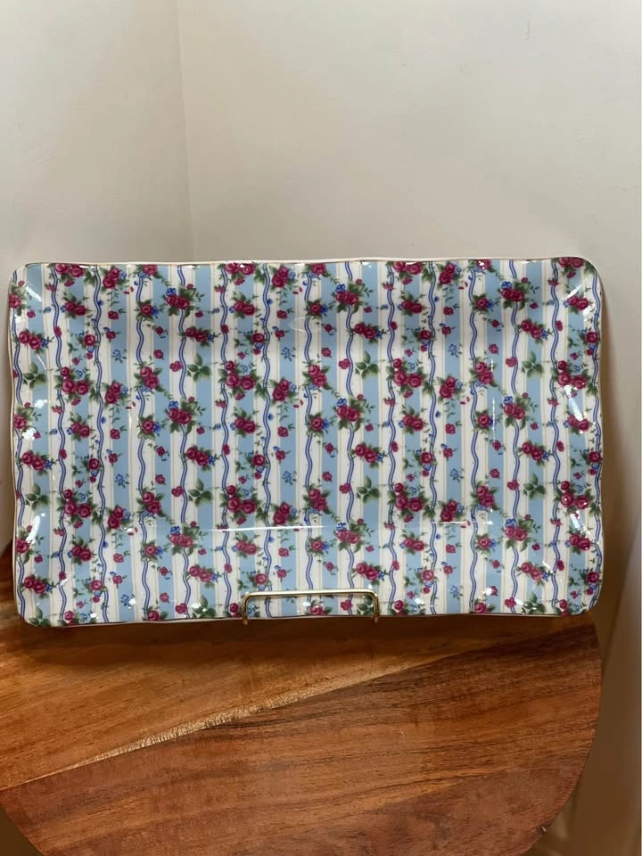 Jay & Sons Chintz Pink Roses and Blue Porcelain Tray - photo 4