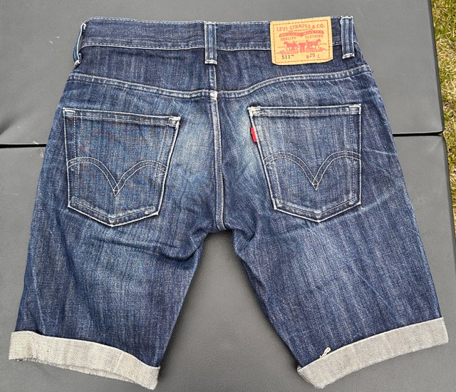 Levi’s woman’s short size 29 - photo 3