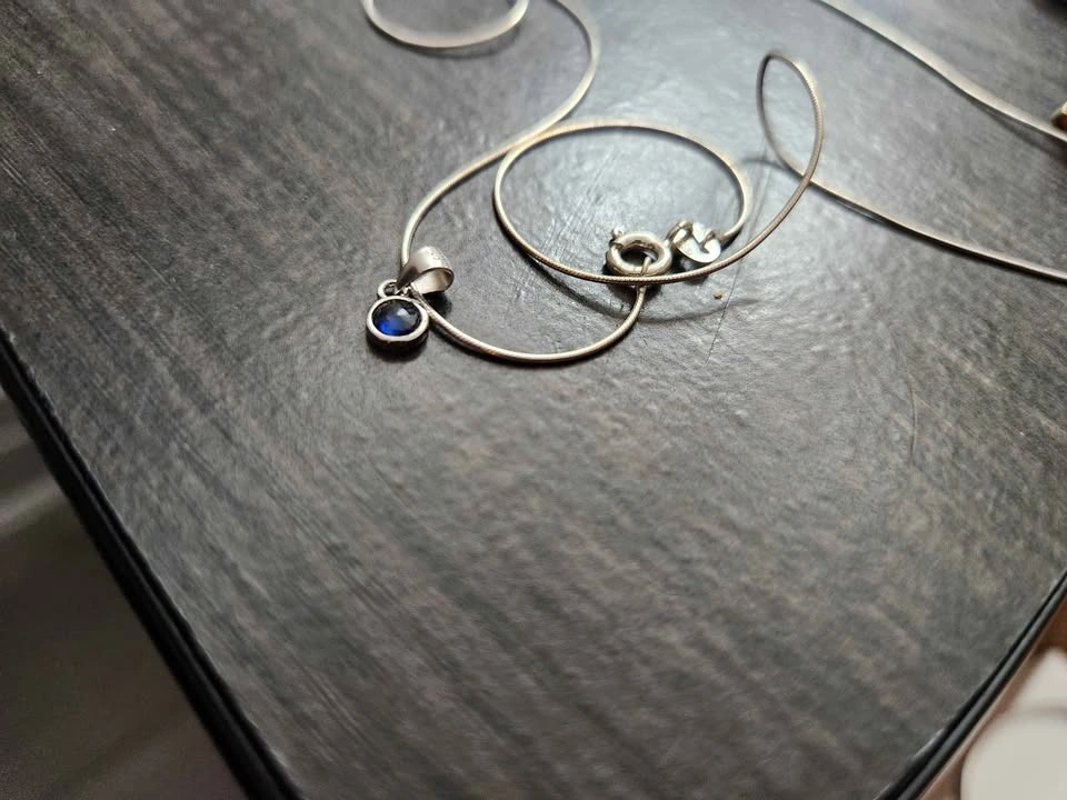 Beautiful Silver Snake Chain with Natural Sapphire Pendant - photo 3