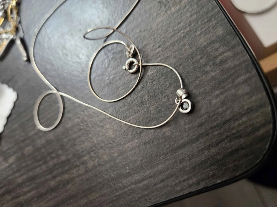Beautiful Silver Snake Chain with Natural Sapphire Pendant - photo 4