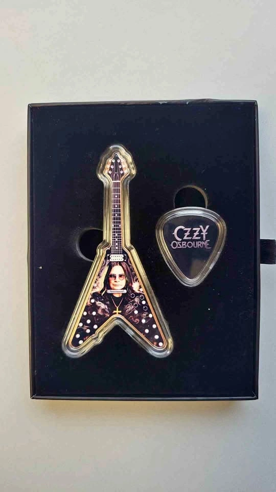 Ozzy Osbourne 50g Copper Bar & 4.6g Pick .999 COA