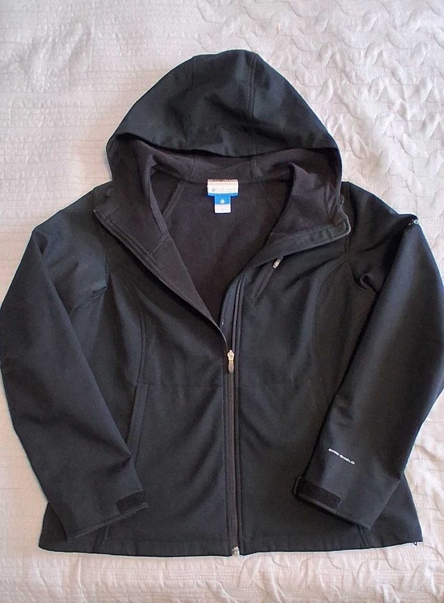 Columbia Women's Softshell Jacket