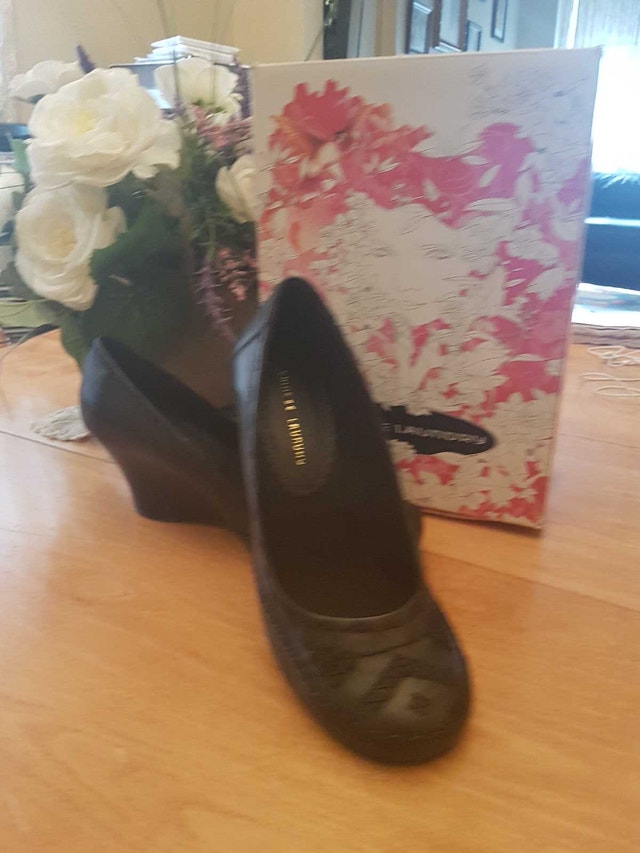 Chinese Laundry Wedge Heels