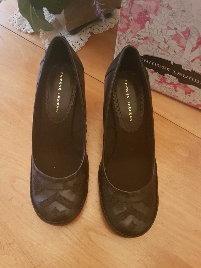 Chinese Laundry Wedge Heels - photo 3