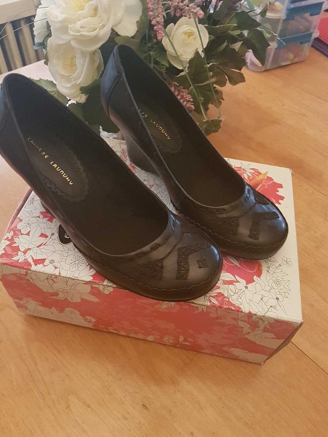 Chinese Laundry Wedge Heels - photo 4
