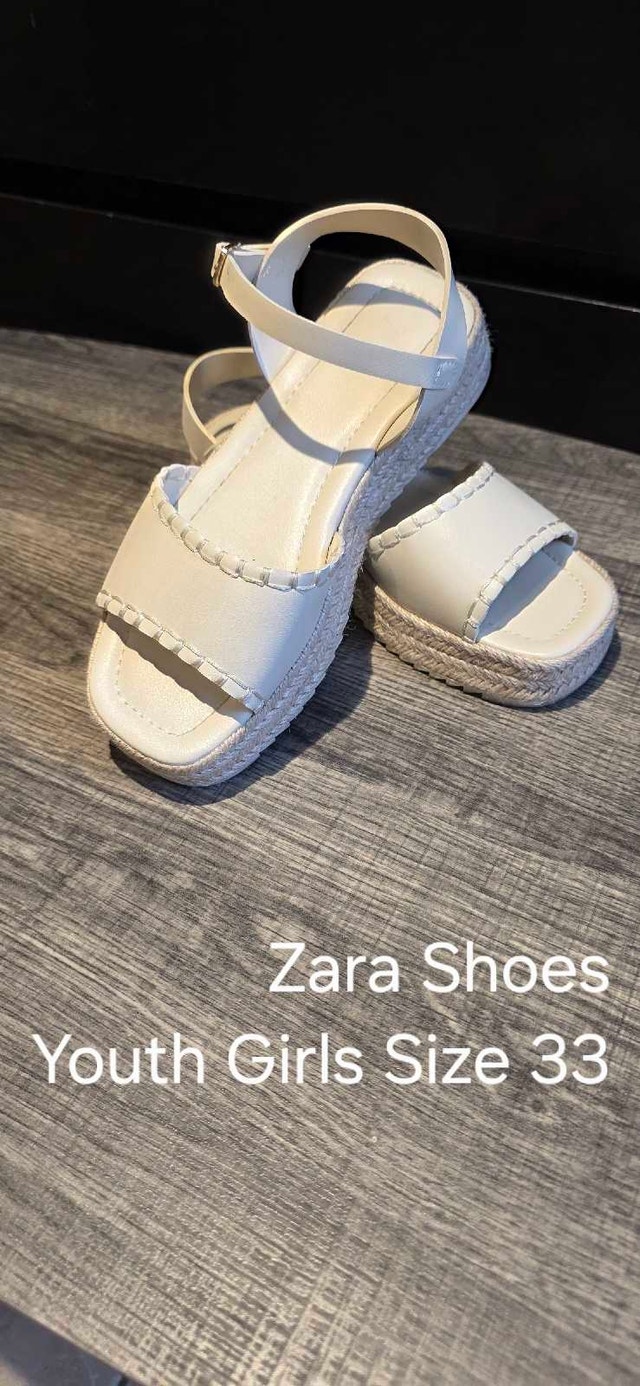 Zara Girls Sandals - size 33