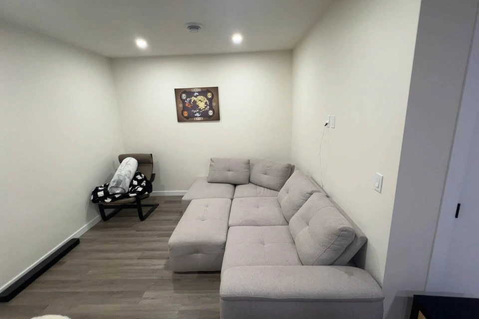 Sectional Used Good Quality - photo 3