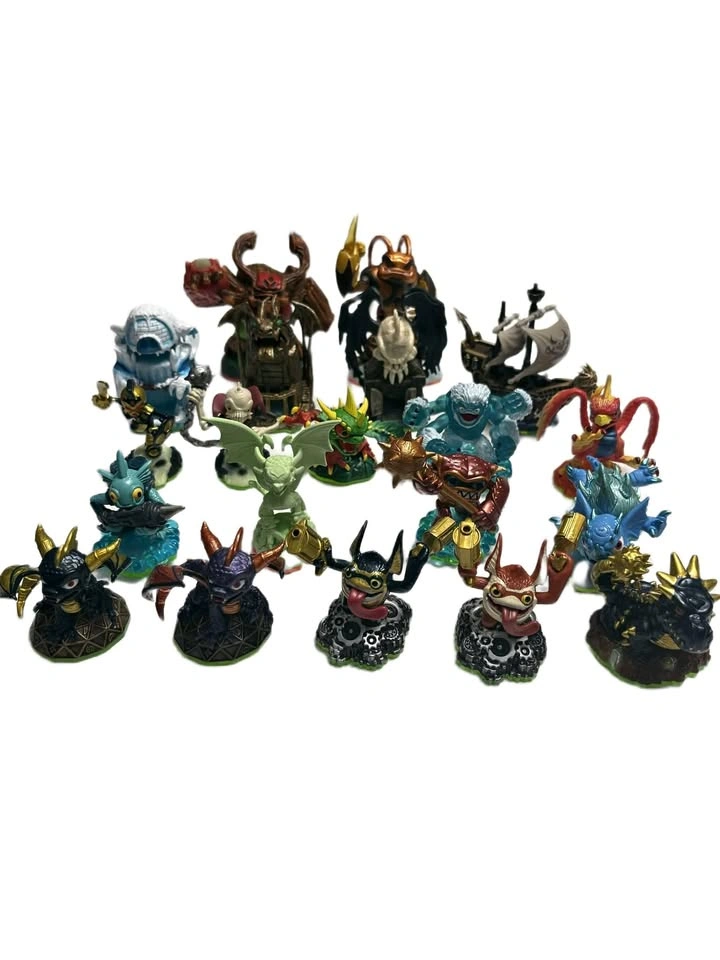 Skylanders Figures Lot