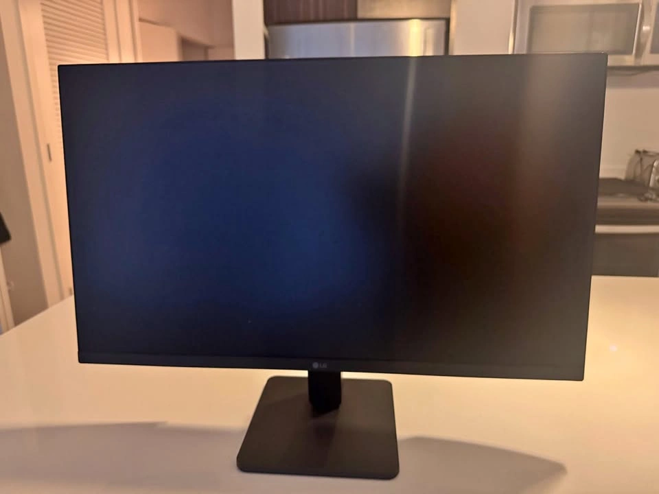LG 27" FHD 100Hz IPS Monitor (27MR400)