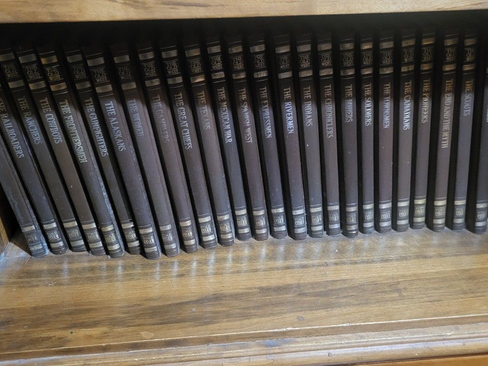 Books - photo 2