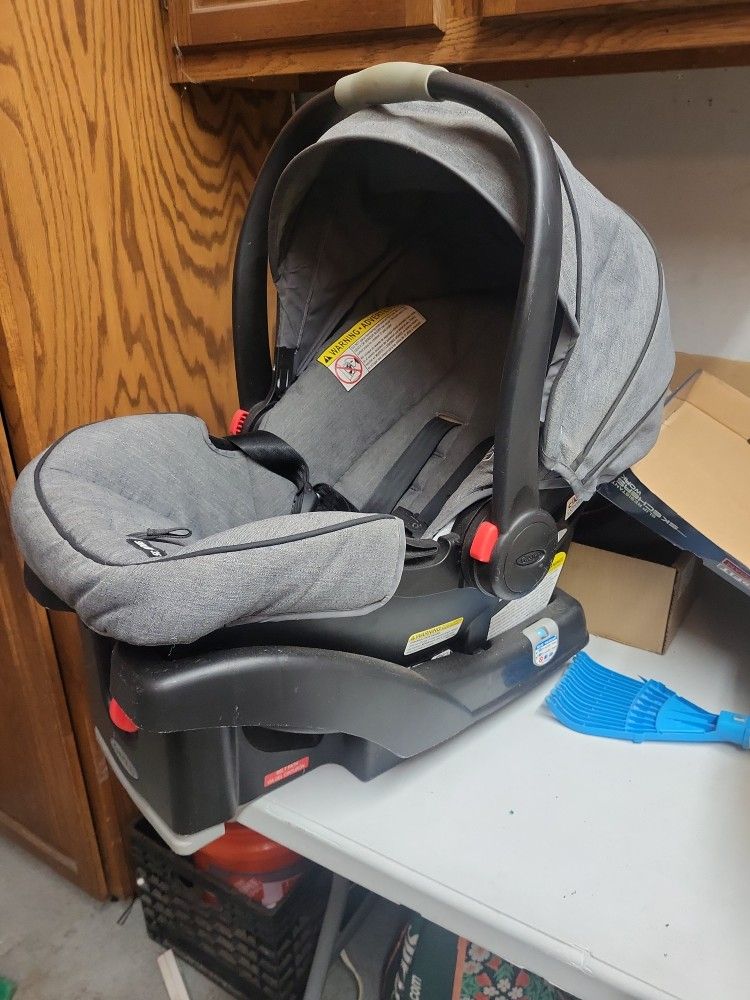 Infant Car Seat - photo 3