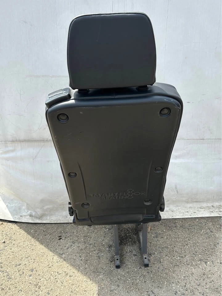 Sprinter van seat - photo 4