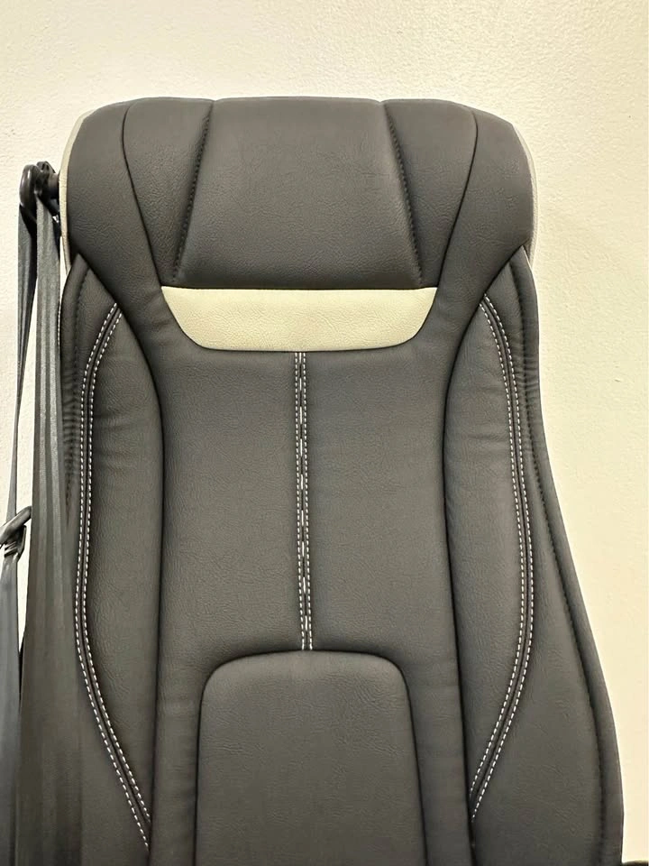 Luxury Sprinter seats - photo 4