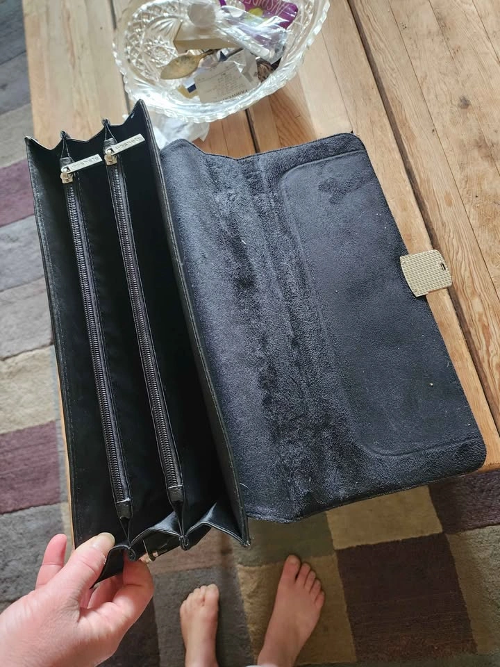 Poshete Leather Briefcase - photo 3