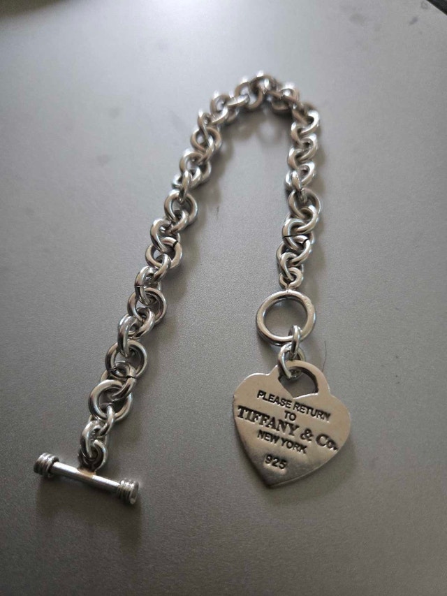 Tiffany & Co. Return to Tiffany Toggle Bracelet