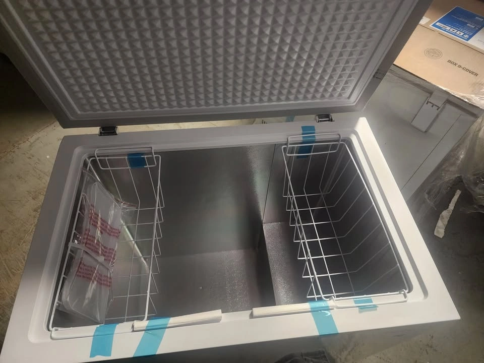 May super sale!! scratch and dent 7 cu convertable freezers