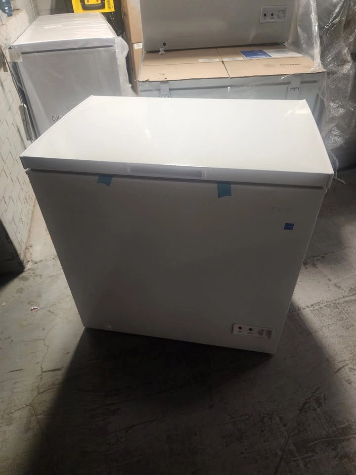 May super sale!! scratch and dent 7 cu convertable freezers - photo 3