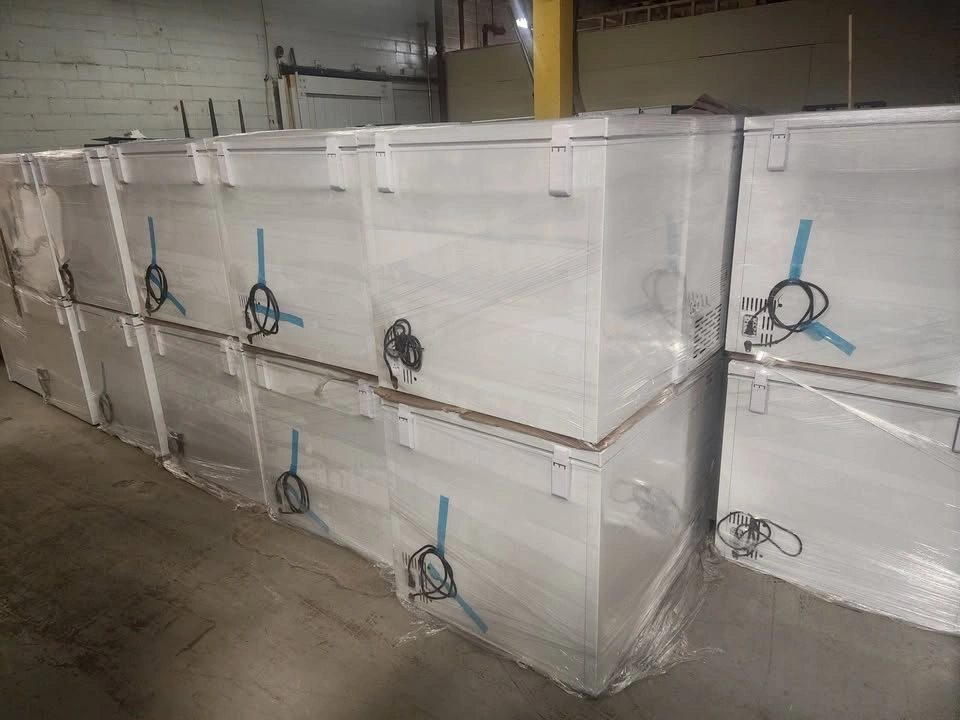 May super sale!! scratch and dent 7 cu convertable freezers - photo 4